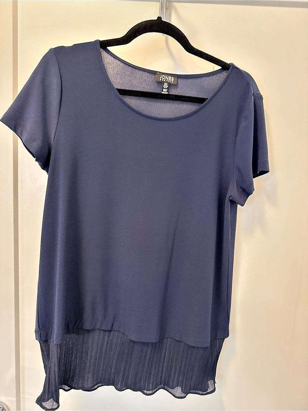 Jones New York Short Sleeve Layered Top in Blue Size Medium Like New